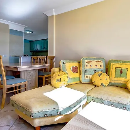 Apartment In Benimar